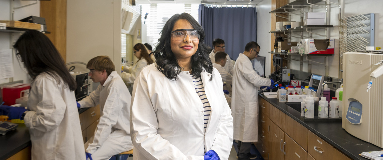 University of Delaware’s Sambeeta “Sam” Das, assistant professor of mechanical engineering, is among more than 300 UD inventors working on solutions to challenging societal problems. Her UD-patented work includes microrobots that can be guided with a magnetic field to deliver medication to cells—or to destroy infectious cells, such as cancer—inside the body. 